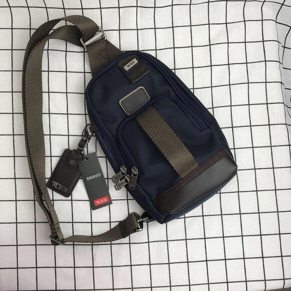 NWT TUMI SLING BAG In blue - Picture 1 of 13